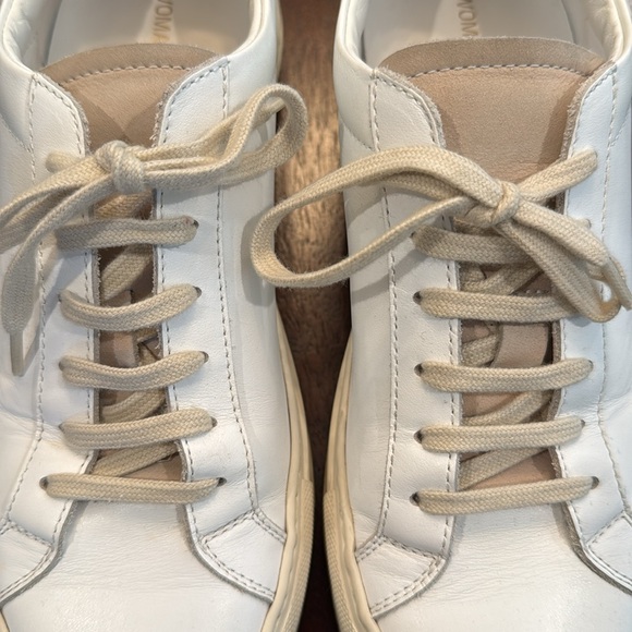 COMMON PROJECTS white + tan accent sneakers - Picture 6 of 7